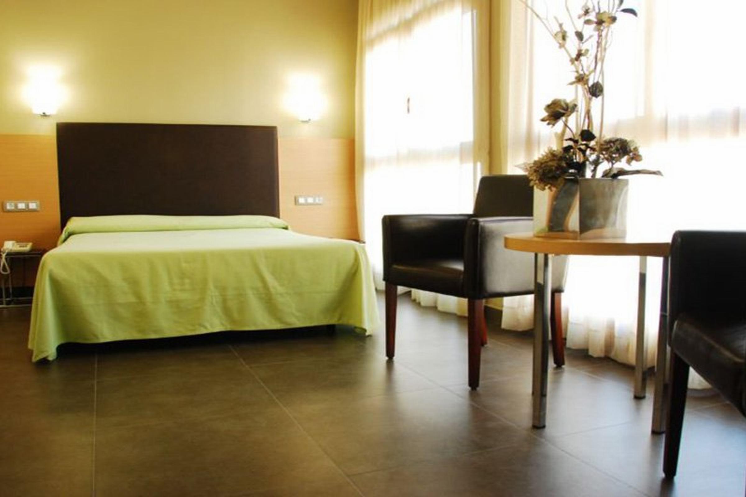 Hotel Sercotel Pere III El Gran Vilafranca del Penedès Exterior foto