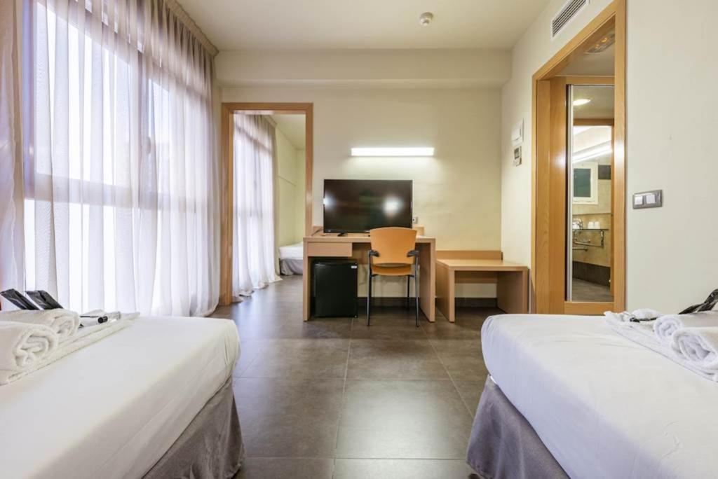 Hotel Sercotel Pere III El Gran Vilafranca del Penedès Exterior foto