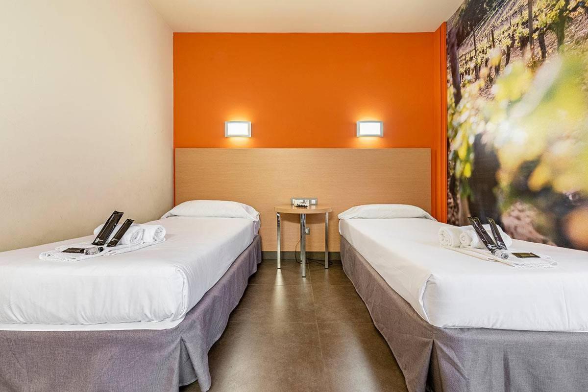 Hotel Sercotel Pere III El Gran Vilafranca del Penedès Exterior foto