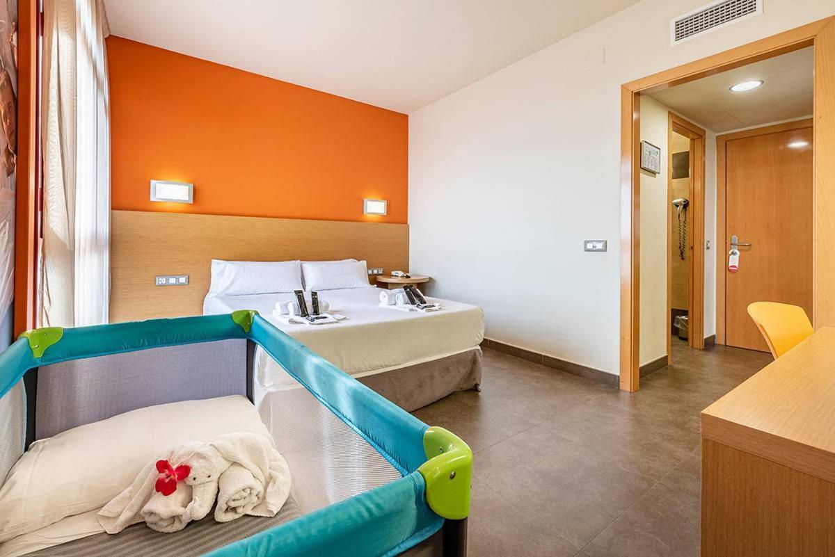 Hotel Sercotel Pere III El Gran Vilafranca del Penedès Exterior foto